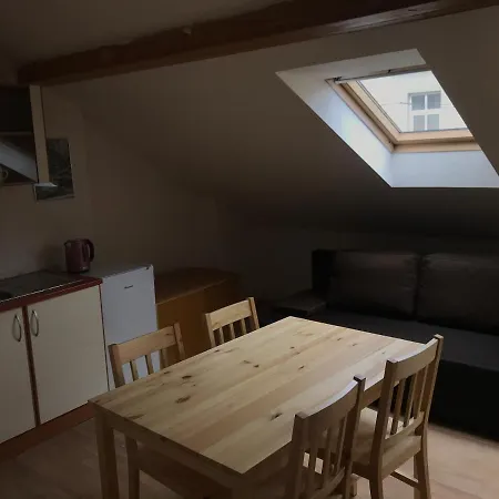 Old Town S12 Apartment
